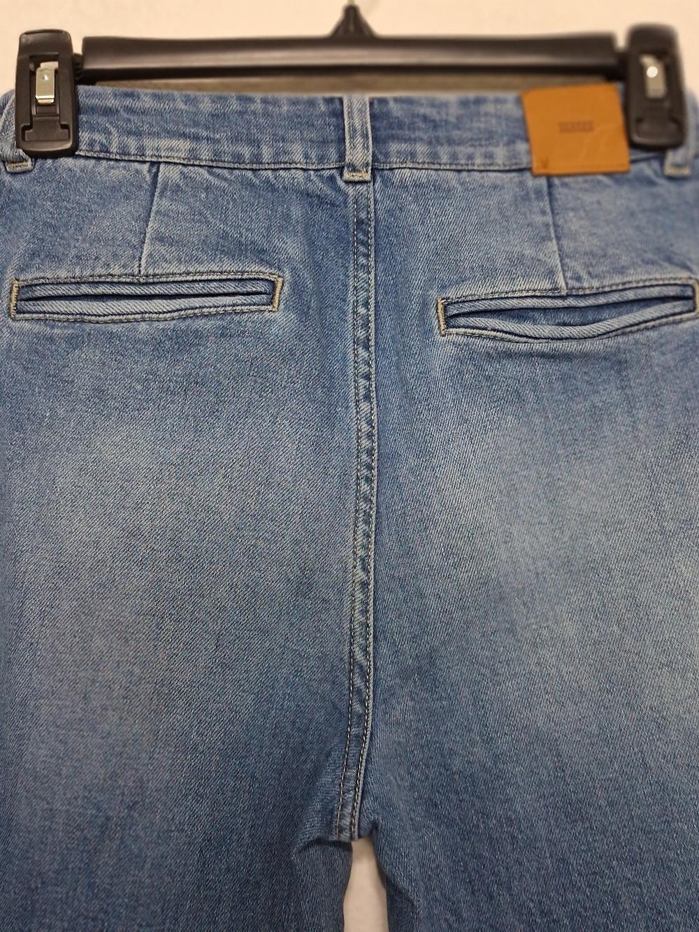 Closed Women's Mina Medium Wash Fray Hem Wide Leg Italian Denim Jeans Size 25 - Picture 5 of 13